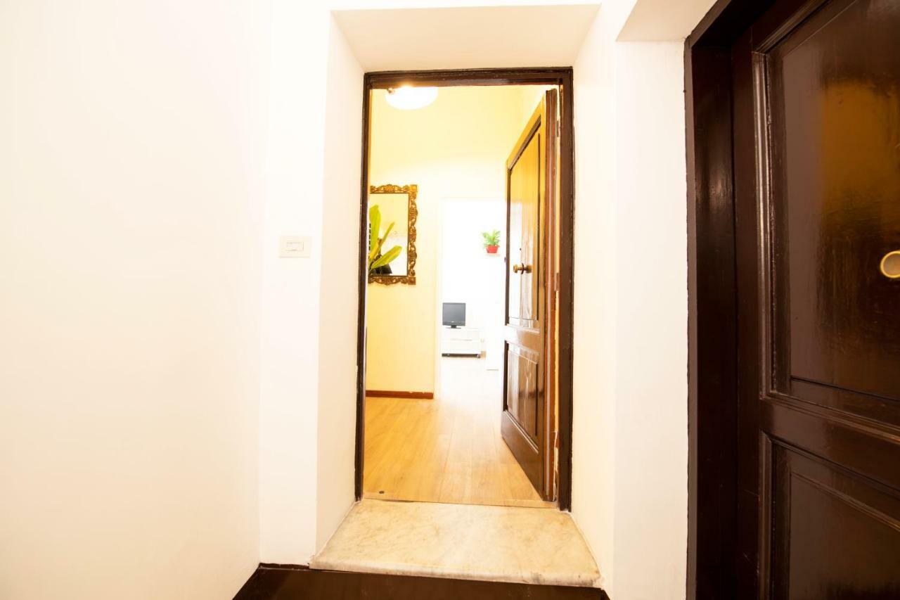 Tiberim Apartment Trastevere 10 ภายนอก รูปภาพ